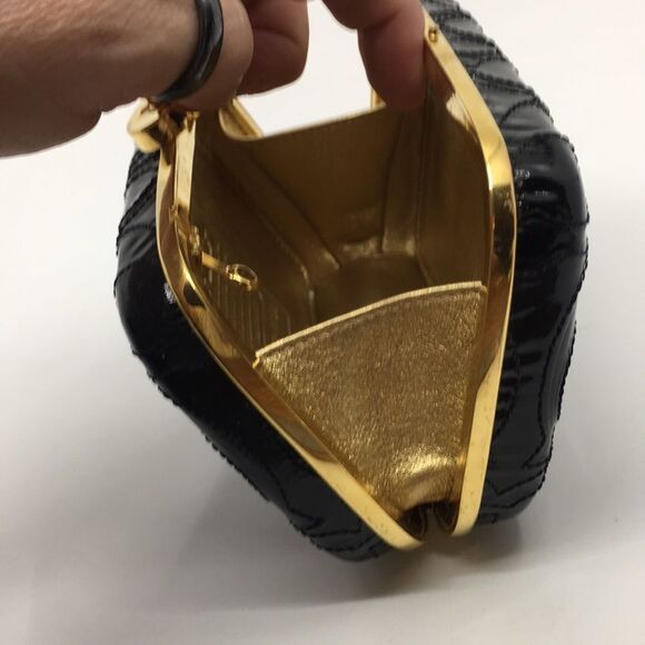 Coach Black Patent Leather Raised "C" Hard Shell Turnlock  Clutch Style 12198 - Picture 14 of 17